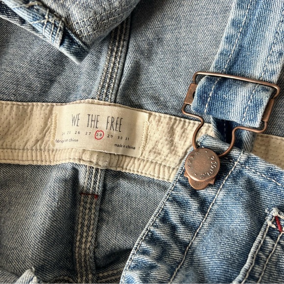 Free People Denim Shortalls Overall Shorts Size 28 - Picture 6 of 6